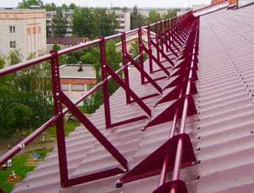 металлические ограждения для кровли от магазина РИЧСТОУН